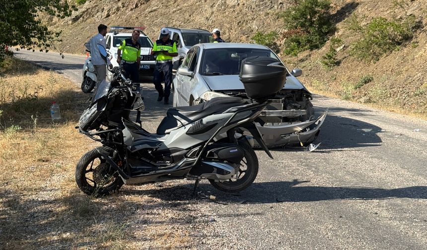 Alçılı Koluyla Direksiyona Geçti, Kaza Kaçınılmaz Oldu