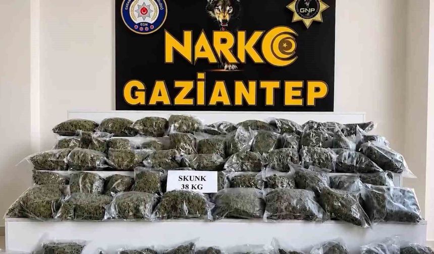 71 ilde 832 kilogram uyuşturucu madde ile 425 bin 419 adet uyuşturucu hap ele geçirildi