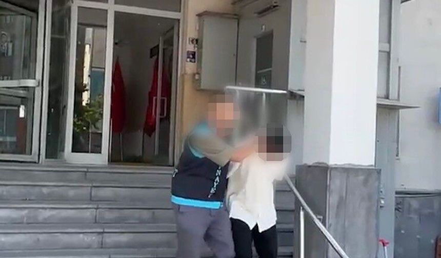 Bıçakladıktan sonra cep telefonunu gasbetmişler: 2 gözaltı
