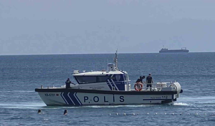 'Denizde 5 kişi kayboldu' ihbarı ekipleri harekete geçirdi