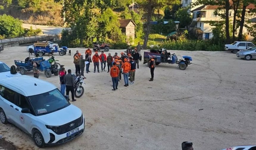 Yığılca'da yaban domuzu sürek avı düzenlendi