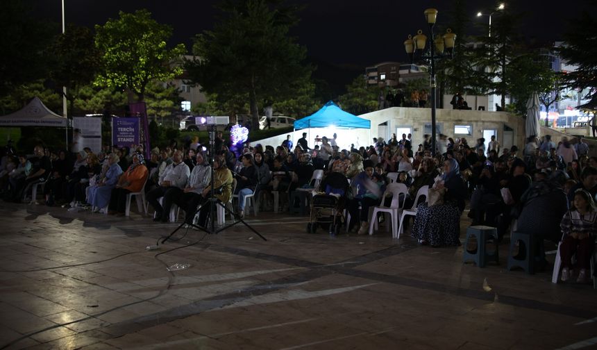 13 Farklı Lokasyonda 10 Bin Kişi Açık Havada Sinema Keyfi Yaşadı