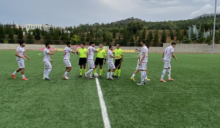 Tokat Belediye Spor: 1 – Galata Spor: 3