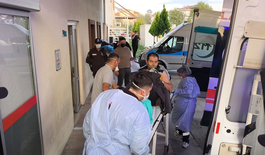 Turhal Şeker Fabrikası'nda Kireç Ocağı Sızıntısı! 45 İşçi Zehirlendi