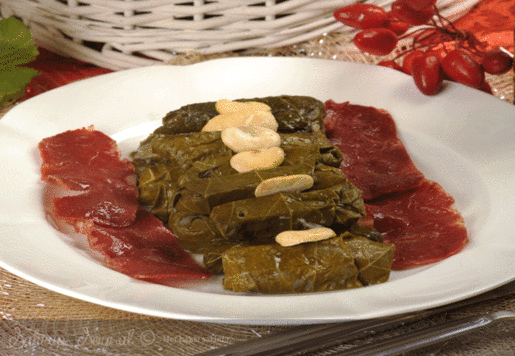 resim-erikli-ic-bakla-dolmasi-tarifi-4984