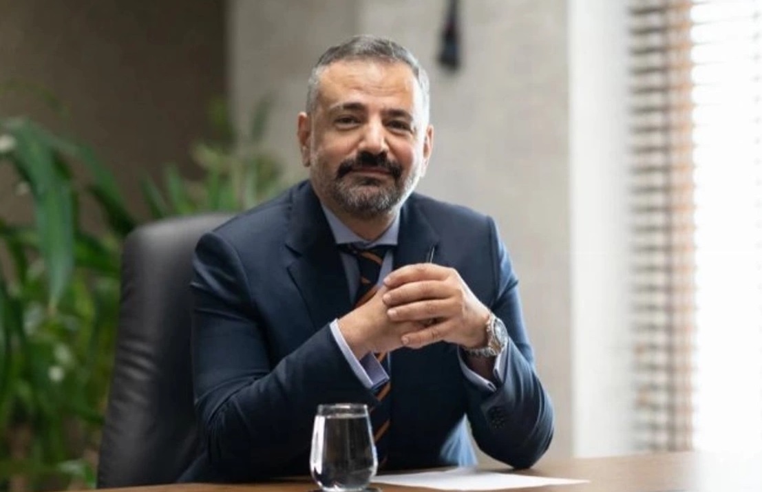 senol-aslanoglu-ne-is-yapiyor