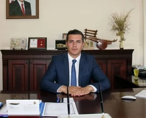 yusufeli-kaymakami-ne-yapti