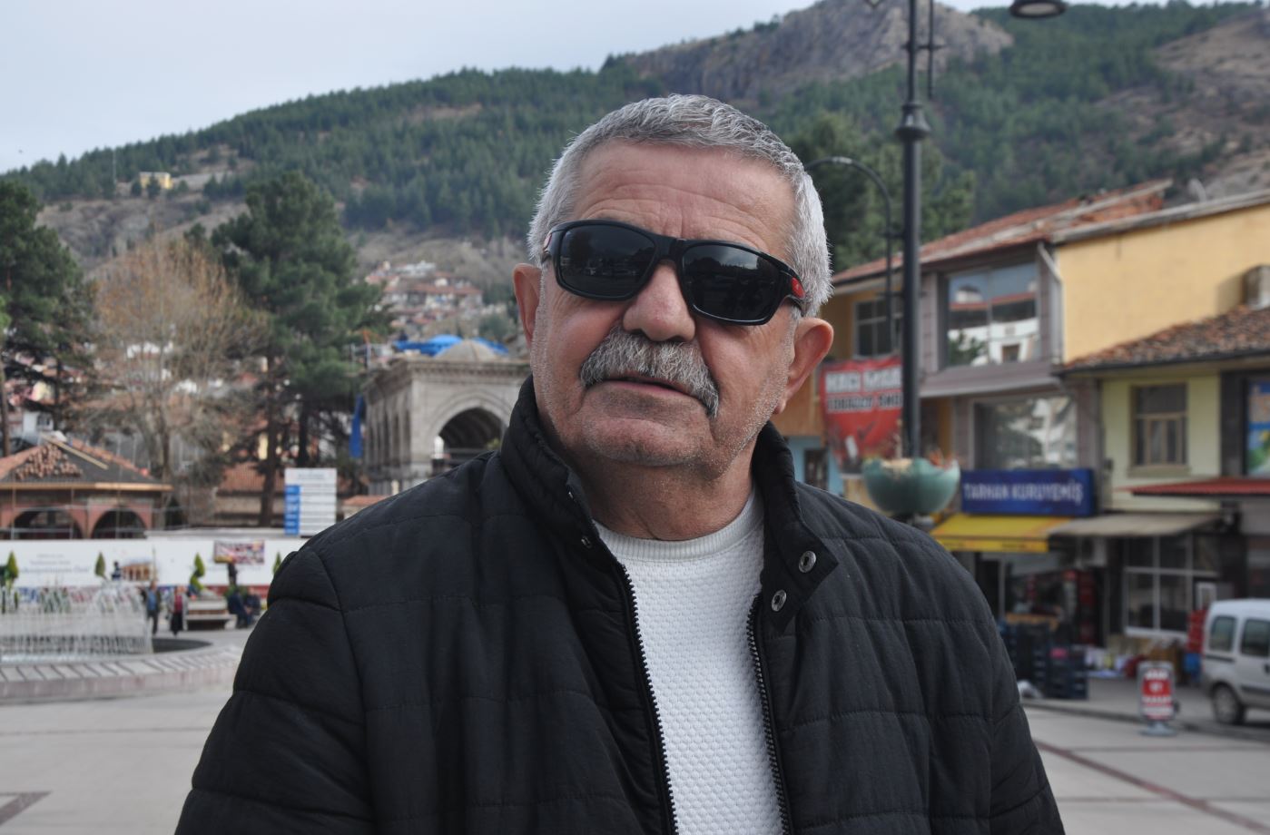 1) Ahmet Sönmez