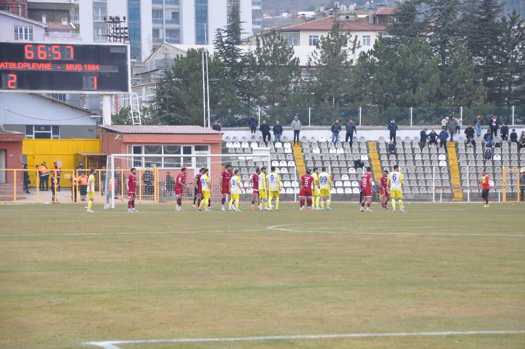 Okat Belediye Plevnespor Mus 1984 Muşspor (68)