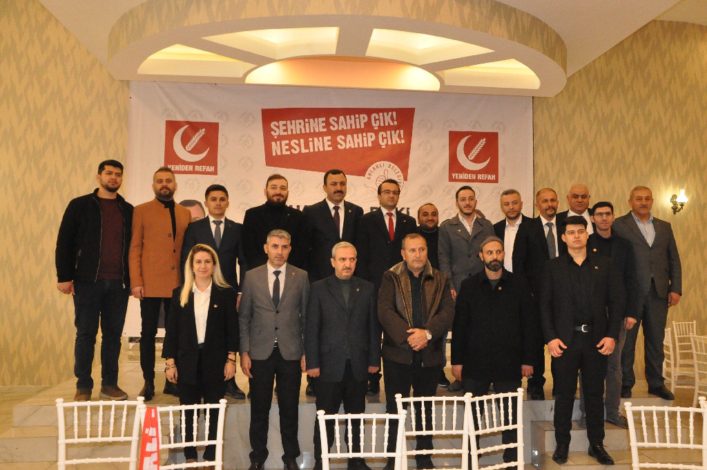 Yeniden Refah Partisi Tokat Belediye Başkan Adayını Basına Tanıttı (22)