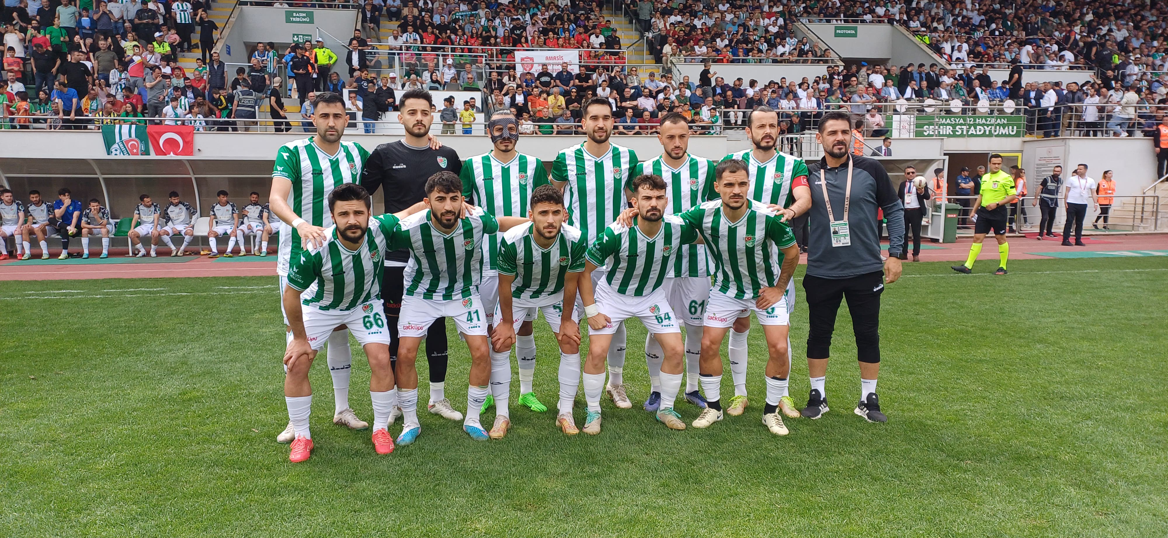 Komşu Amasyaspor Futbol Kulübü Ligde Kaldı (01)