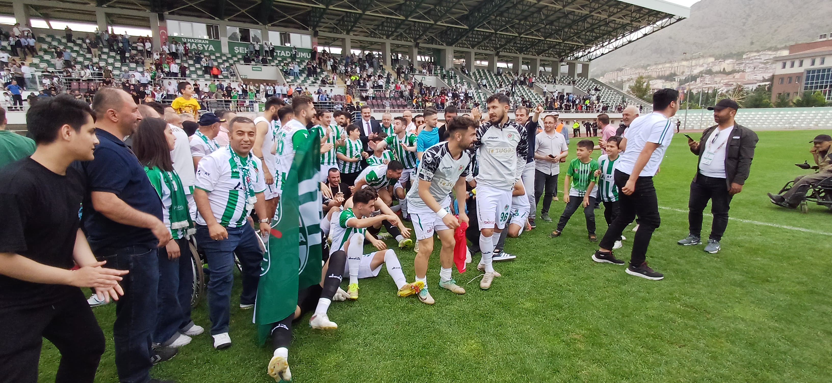 Komşu Amasyaspor Futbol Kulübü Ligde Kaldı (05)