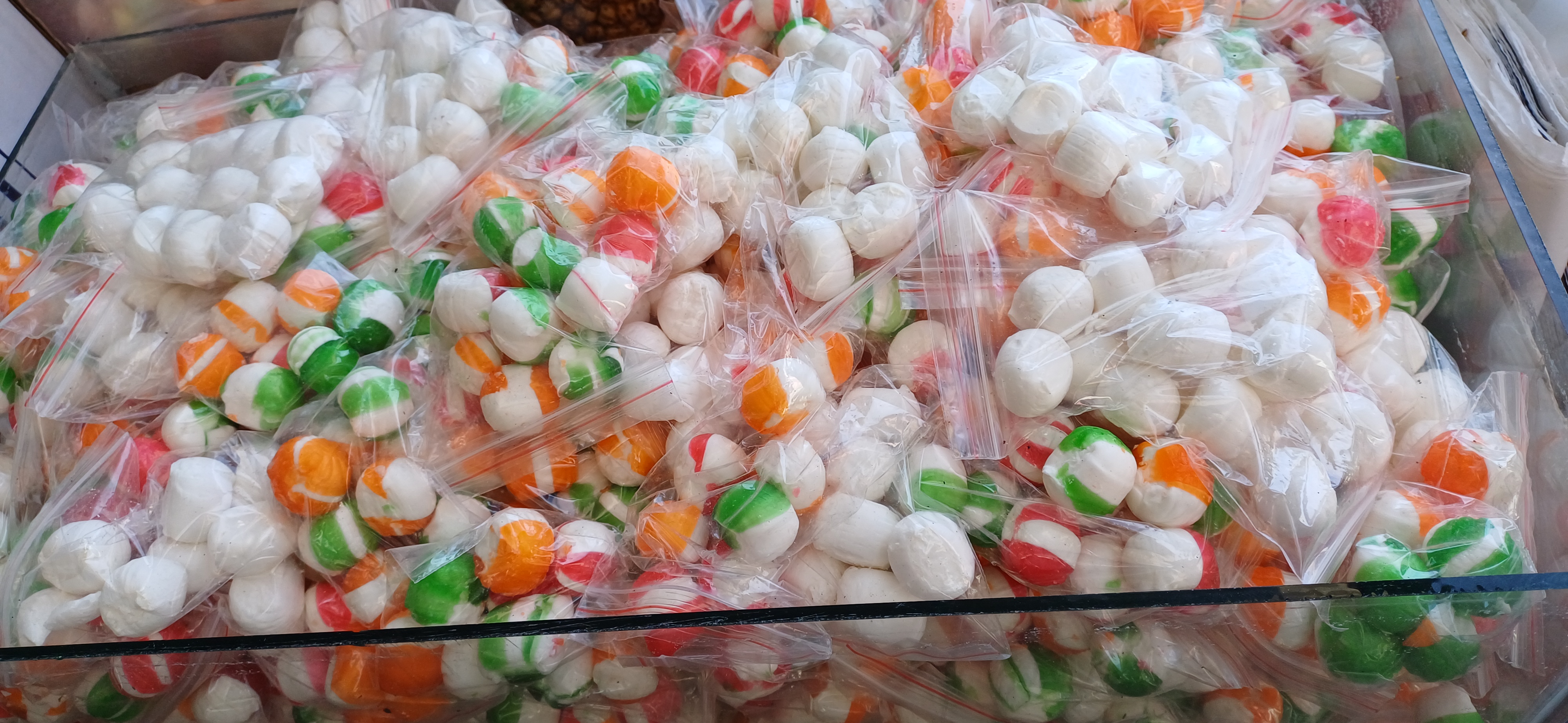 Tokat'ta Bayram Şekerleri Tezgahları Renklendirdi (10)