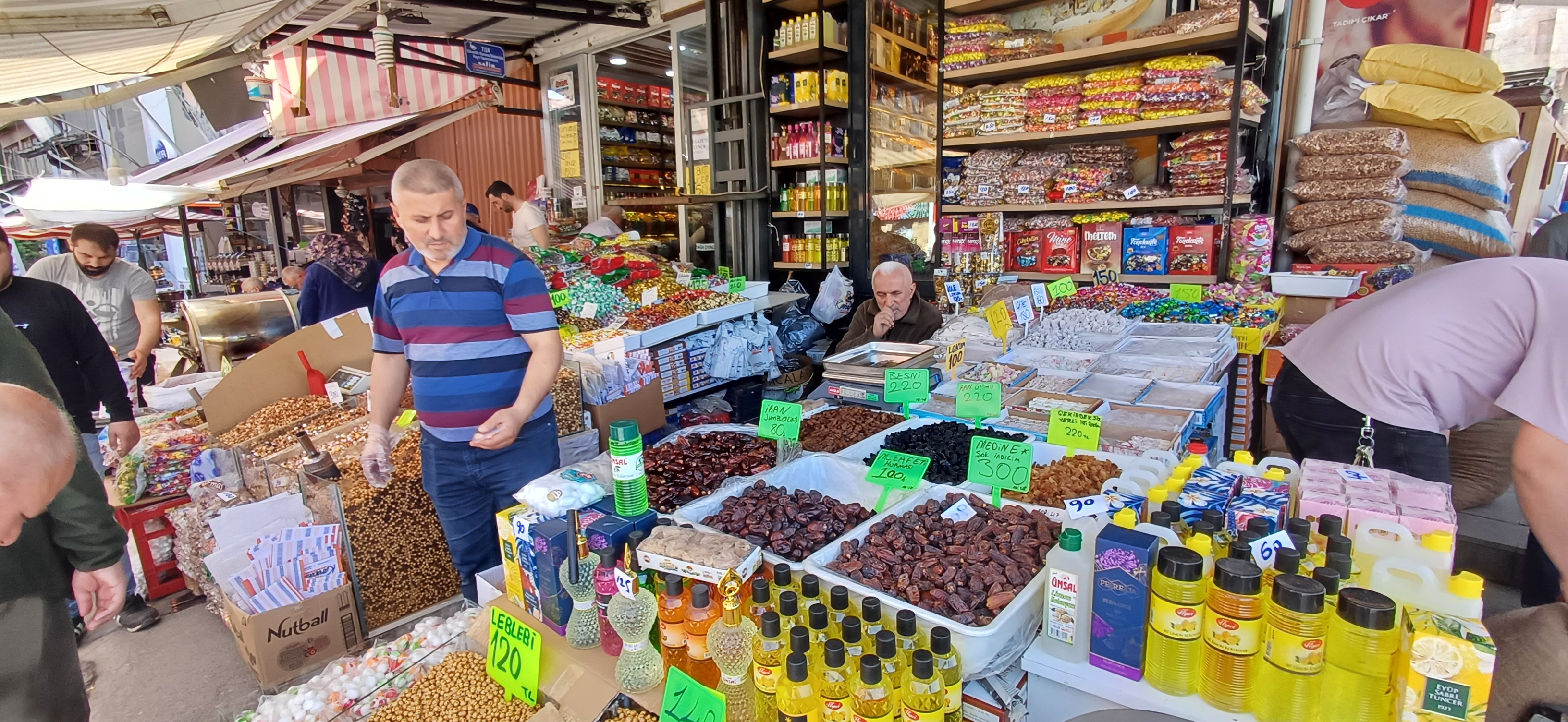 Tokat'ta Bayram Şekerleri Tezgahları Renklendirdi (7)