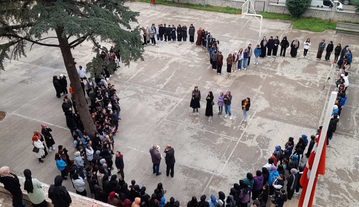 Adem Usta Öğretmen (2)