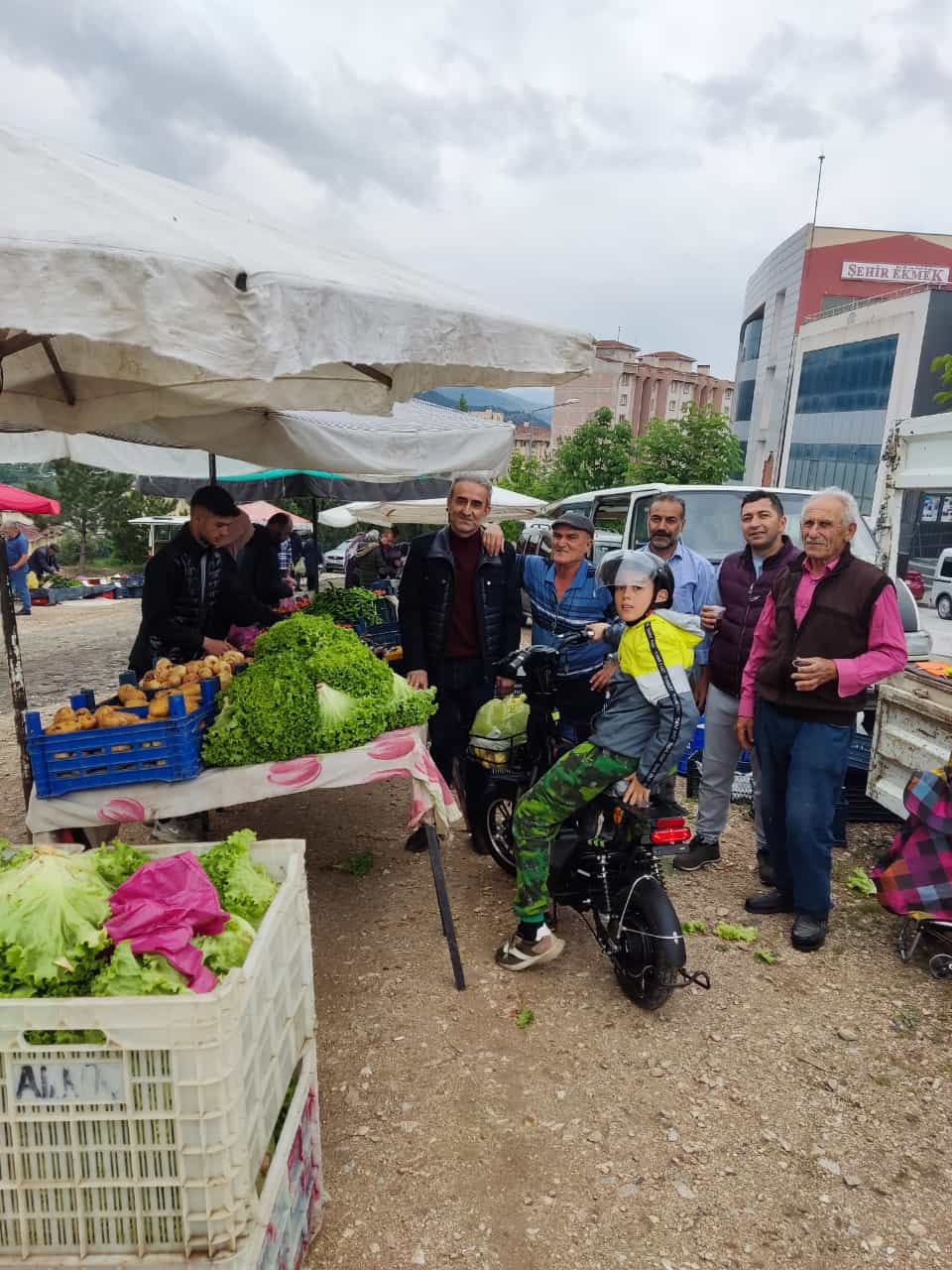 Doğukent Mahallesi’nde (Toki̇) İlk Defa Kurulan Pazar Yeri’nde Dua Edildi (1)