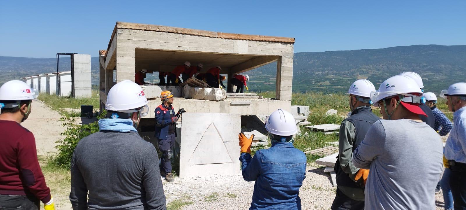 Togü Kampüsü'nde Afet Eğitimlerinin İkincisi Gerçekleştirildi (2)