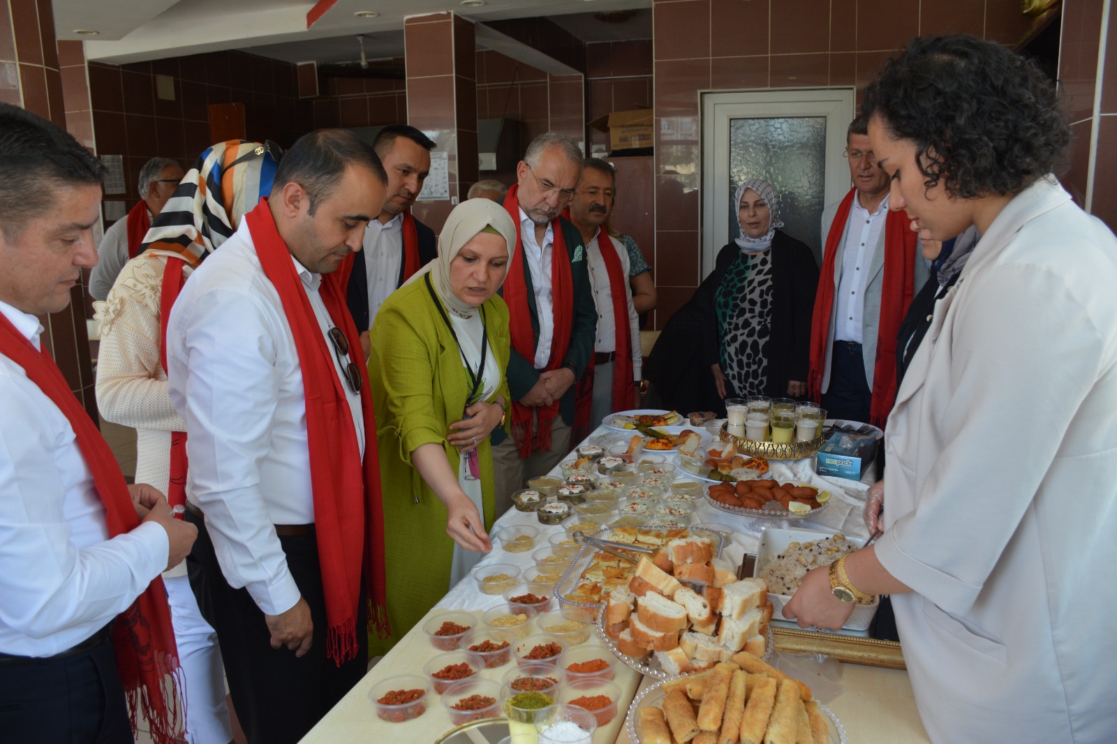 Zile Halk Eğitim Merkezi'nin Yıl Sonu Sergisi Büyüledi (5)