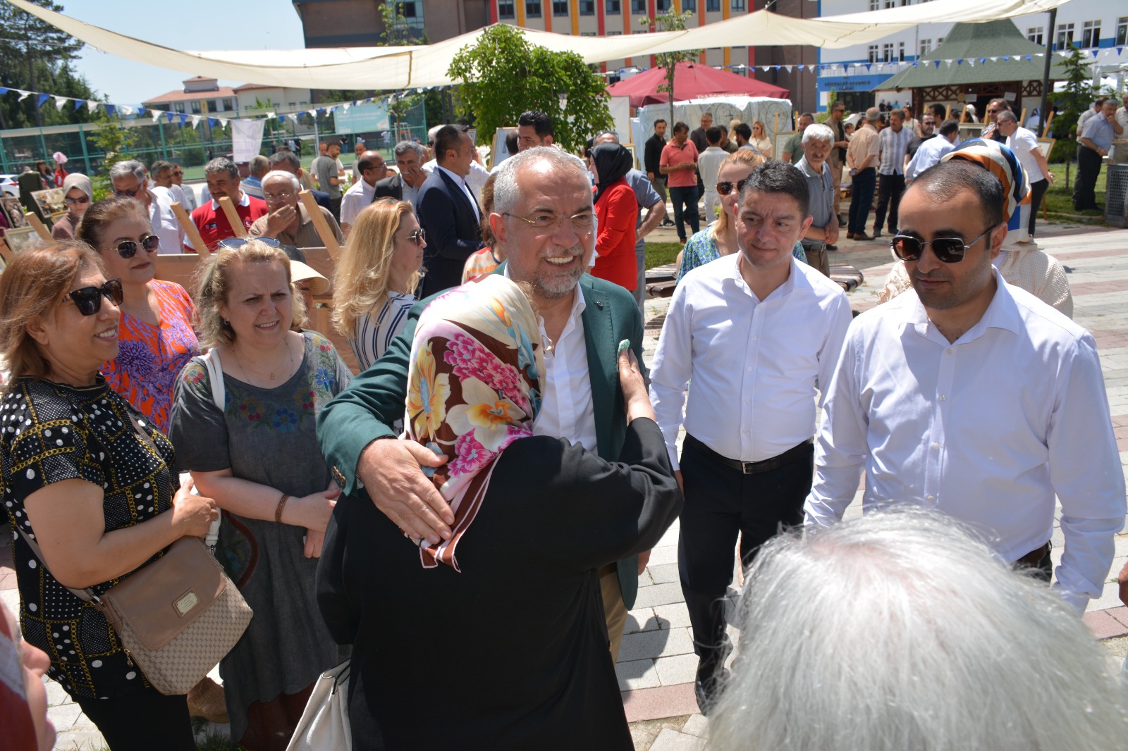 Zile Halk Eğitim Merkezi'nin Yıl Sonu Sergisi Büyüledi (7)