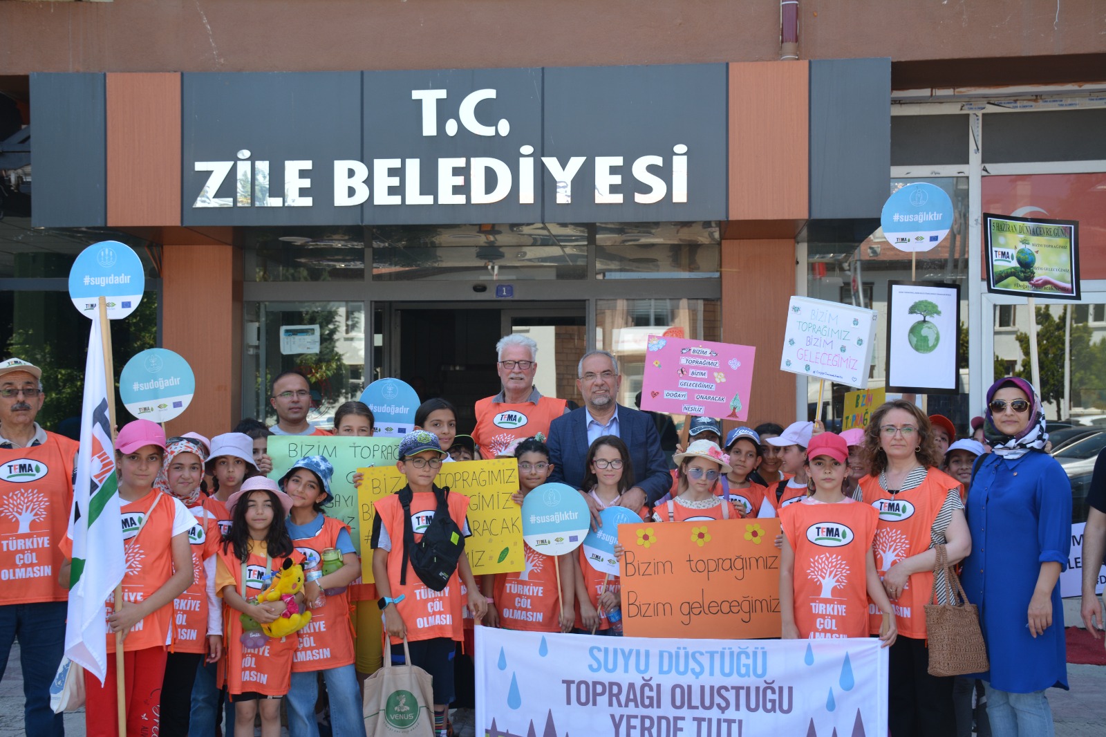 Zile'de Temizlik Kampanyası Ve Çevre Yürüyüşü Düzenlendi (3)