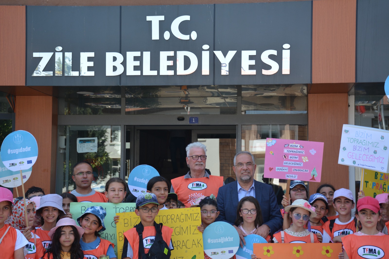 Zile'de Temizlik Kampanyası Ve Çevre Yürüyüşü Düzenlendi (4)