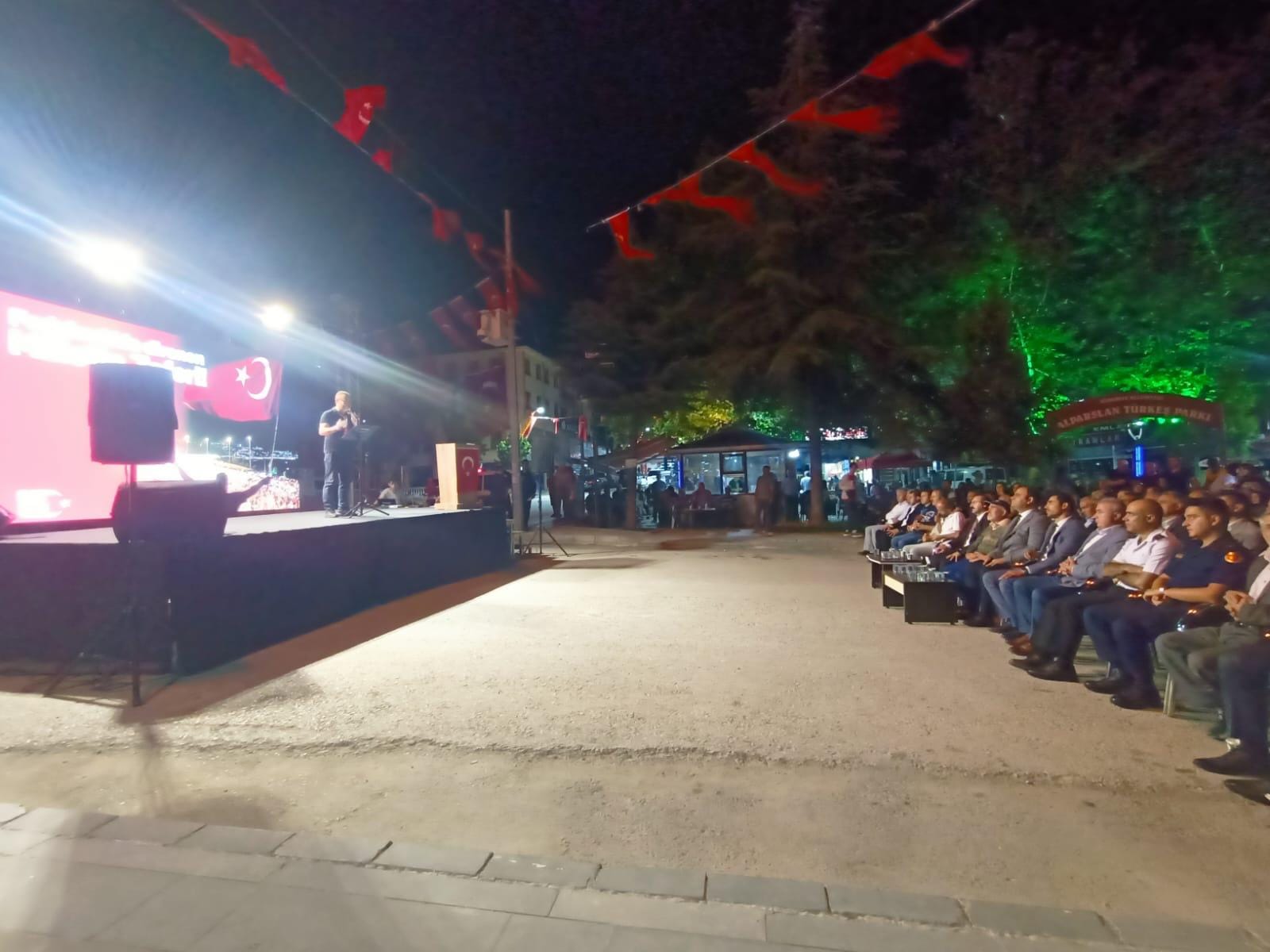 Reşadiye'de 15 Temmuz Demokrasi Ve Milli Birlik Günü Programı Gerçekleştirildi (10)