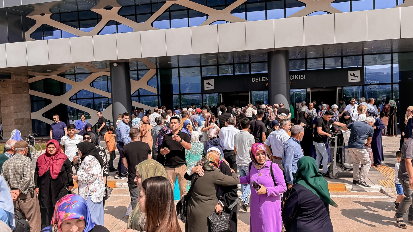 Tokat’tan Giden İlk Hacı Kafilesi Yurda Döndü (5)