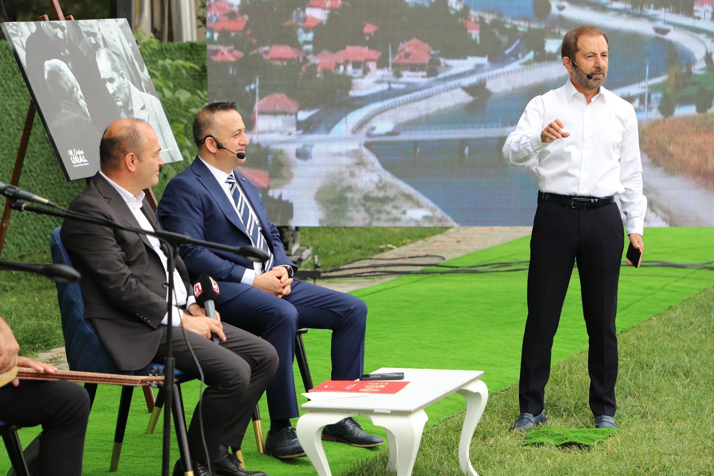 Ünlü Oyuncu Müjdat Gezen Turhal İçin Iki Söz Birden Verdi (4)