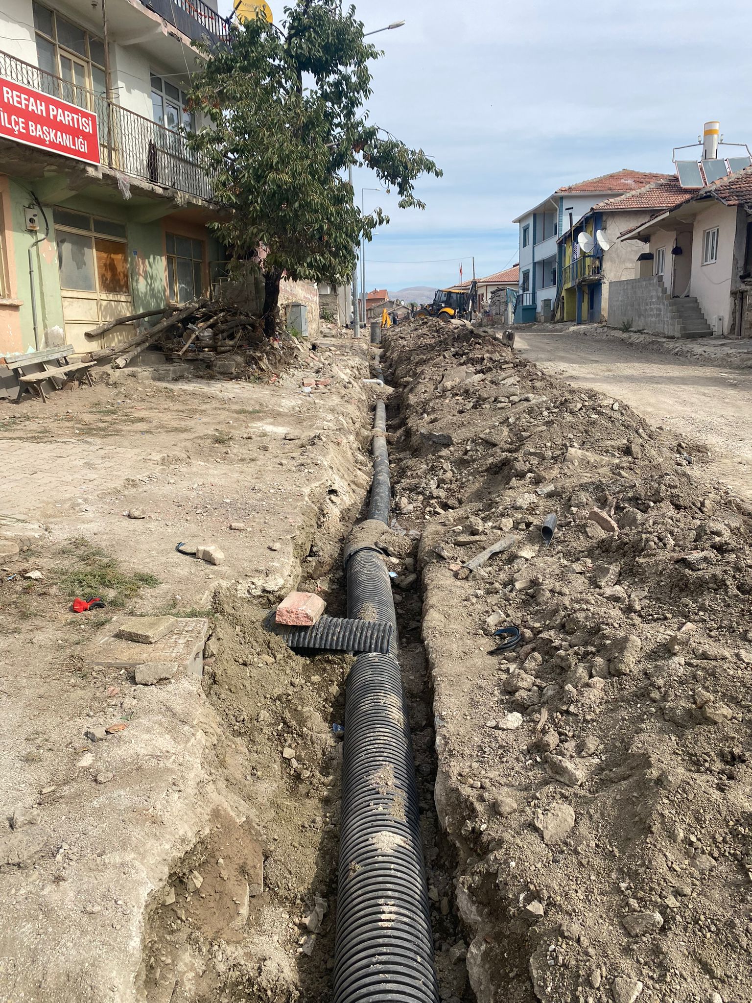 Artova'da 15 Temmuz Şehitler Caddesi’nde Yenileme Çalışmaları Başladı (7)