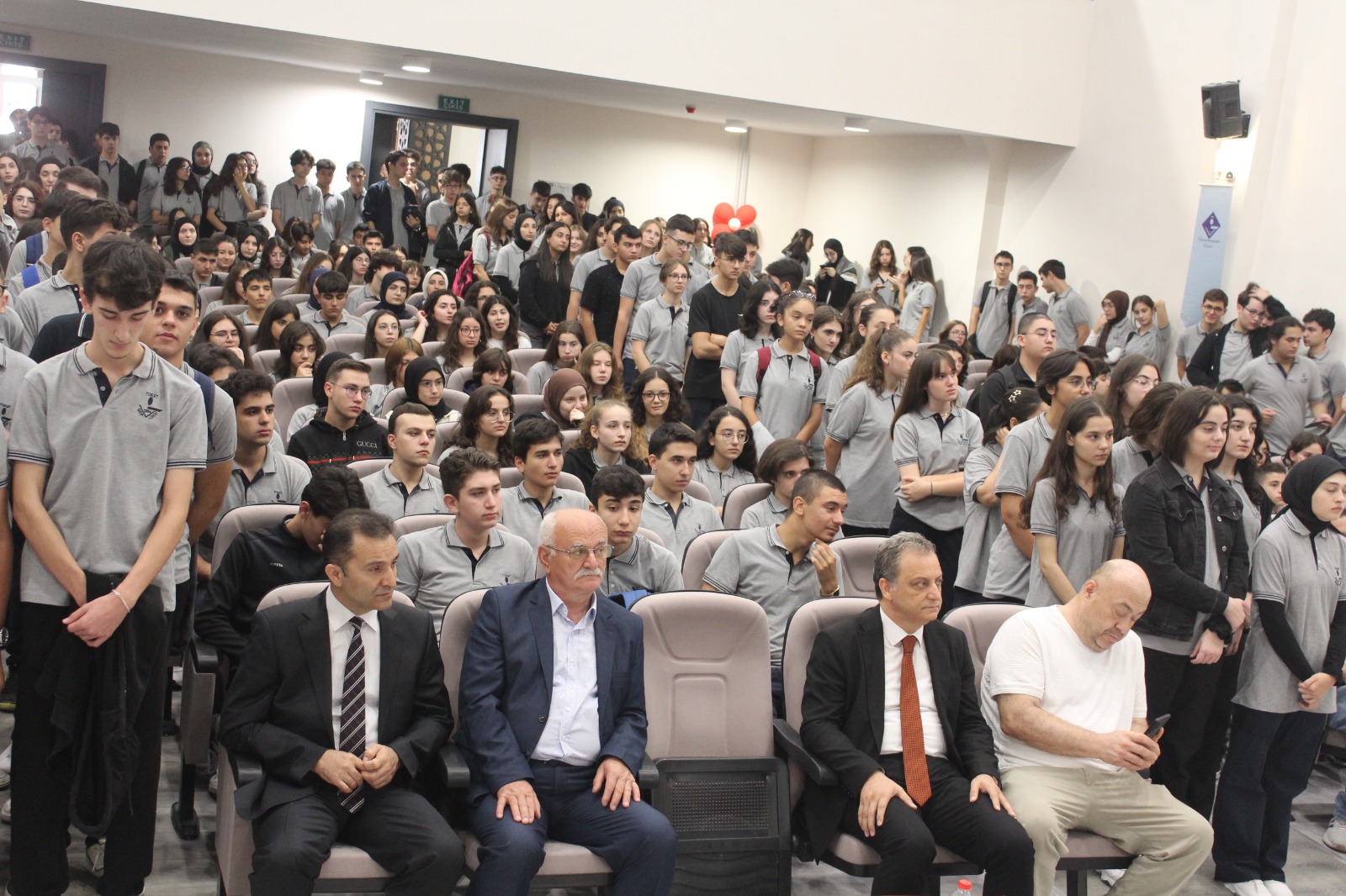 G.o.p Lisesi’nde Yeni Öğrenciler Alkışlarla Karşılandı (3)