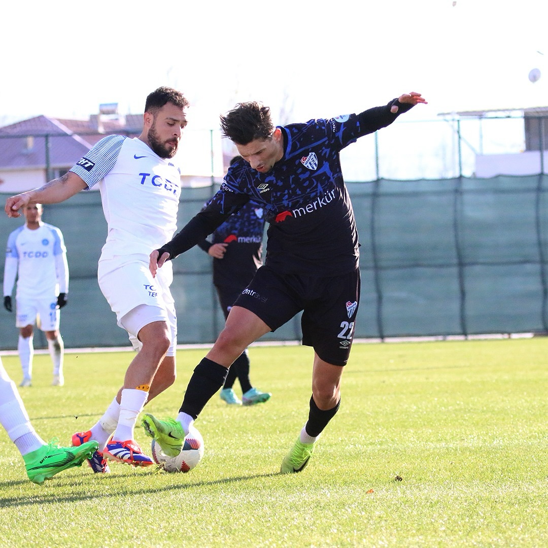 468913775 17907835089059286 2728180346528406752 N