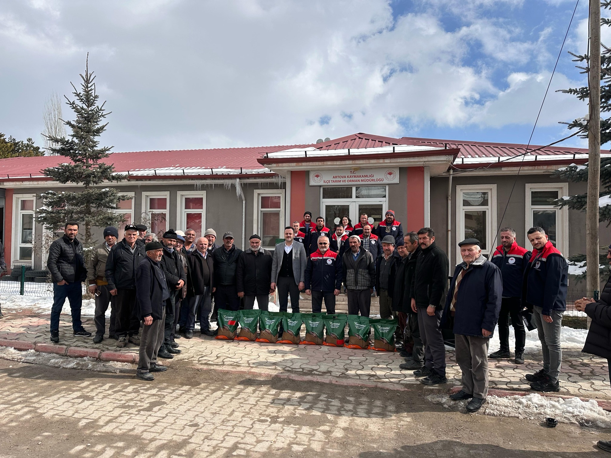 481048112 1079899397514815 275300387159516468 N