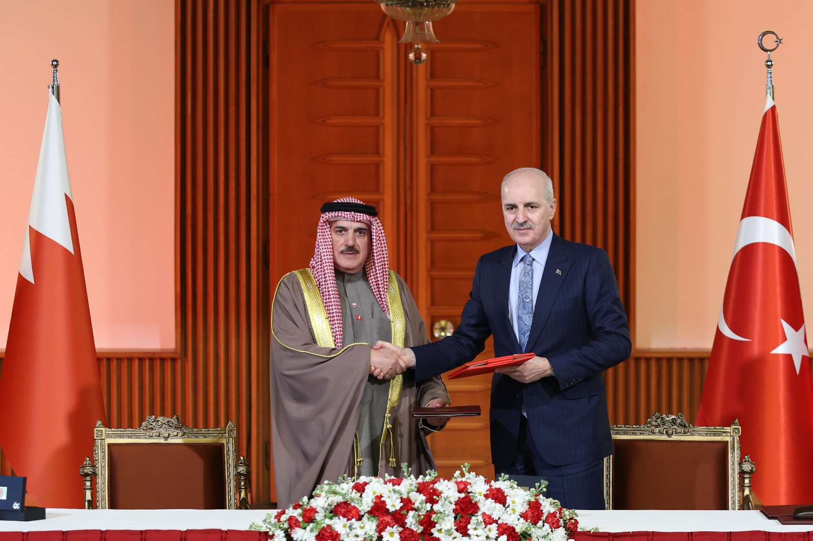 Anayasa Komisyonu Başkanı Yusuf Beyazıt Bahreyn Heyetiyle Buluştu (1)