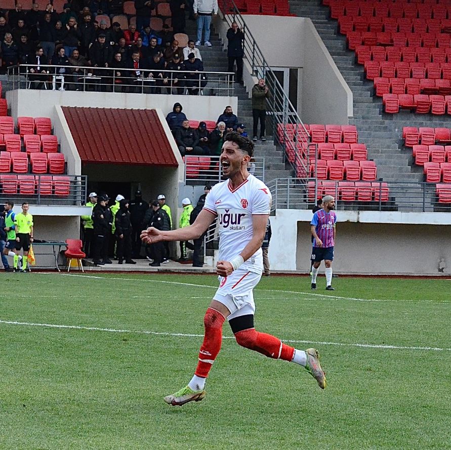 Halil İbrahim Cenik Fırtına Gibi Esiyor 4