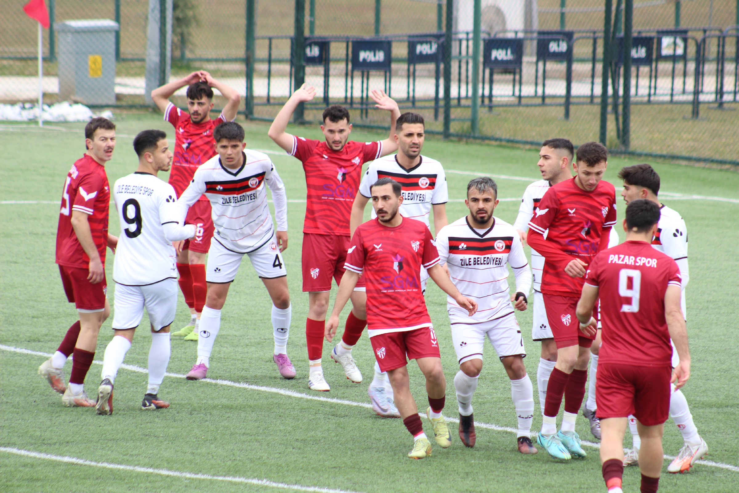 Zile Belediyespor Ile Pazarspor