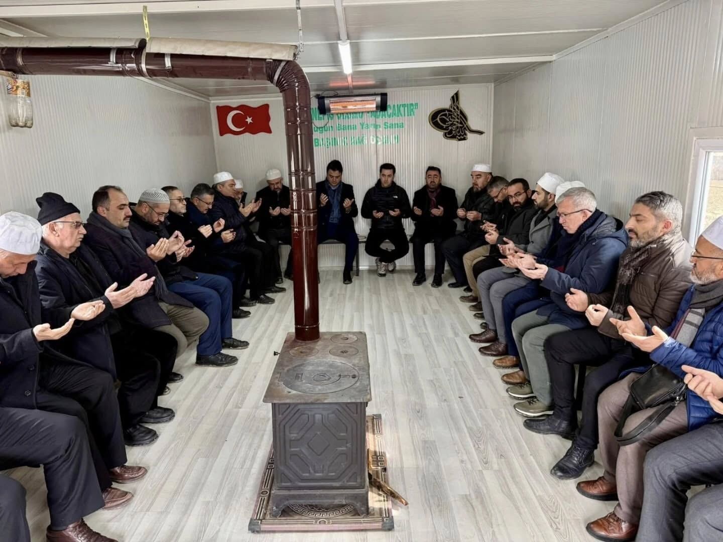 482694842 18033393533547374 9126023468289726824 N