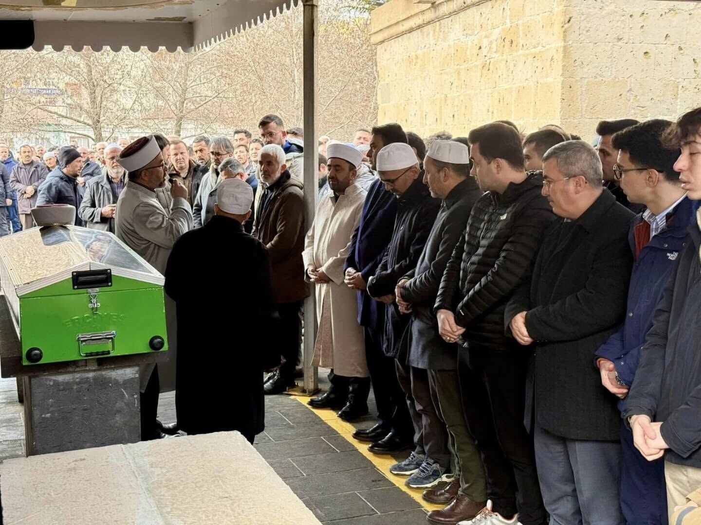 482732958 18033393485547374 3274180719390524791 N