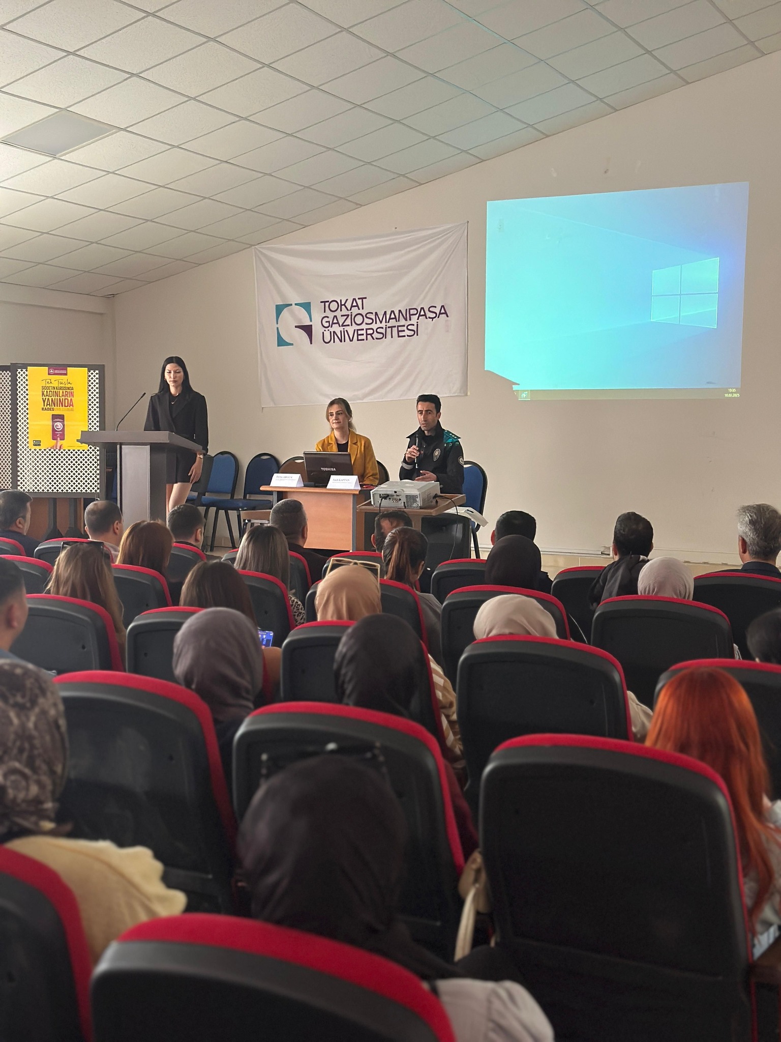 Artova Kaymakamlığı Ve Togü Artova Meslek Yüksekokulu’ndan Kadına Yönelik Şiddetle Mücadele Semineri (1)