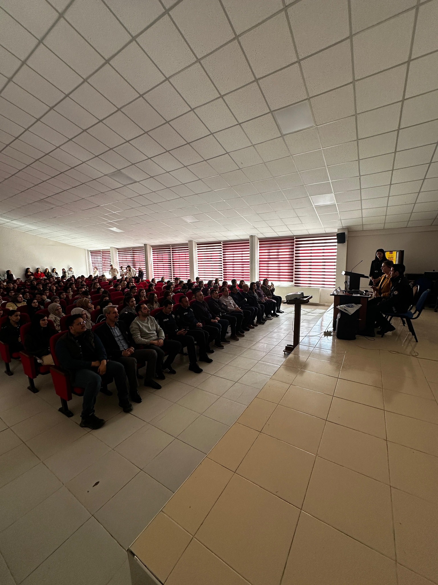 Artova Kaymakamlığı Ve Togü Artova Meslek Yüksekokulu’ndan Kadına Yönelik Şiddetle Mücadele Semineri (3)