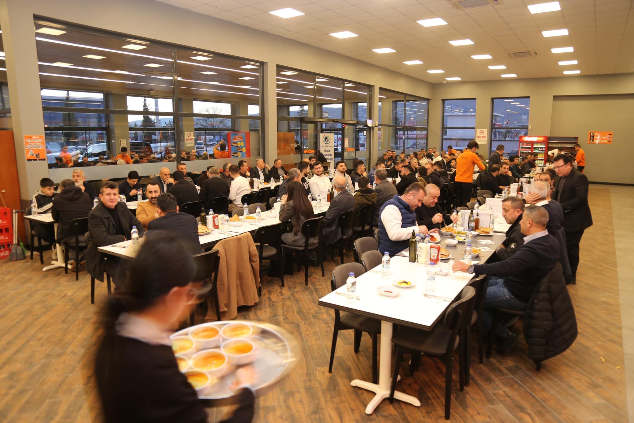 Tokat Ticaret Borsası Ramazan İftar Programıyla Üyelerini Bir Araya Getirdi (1)