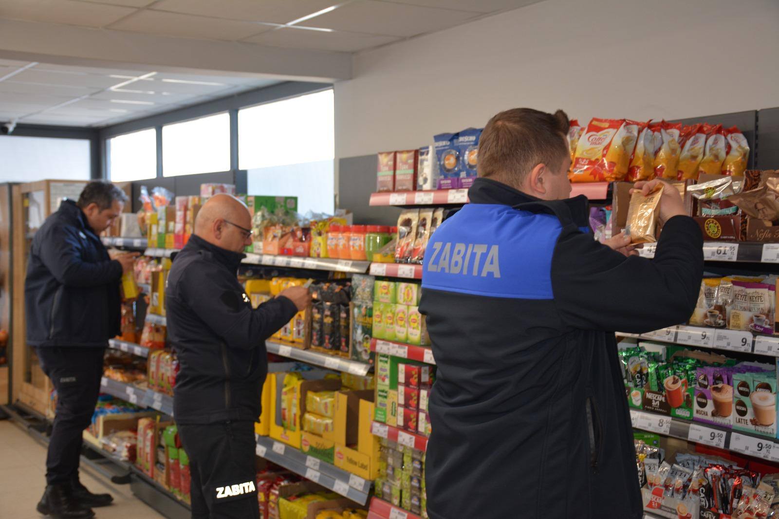Zile Belediyesi Zabıta Müdürlüğü'nden Marketlere Sıkı Denetim (1)