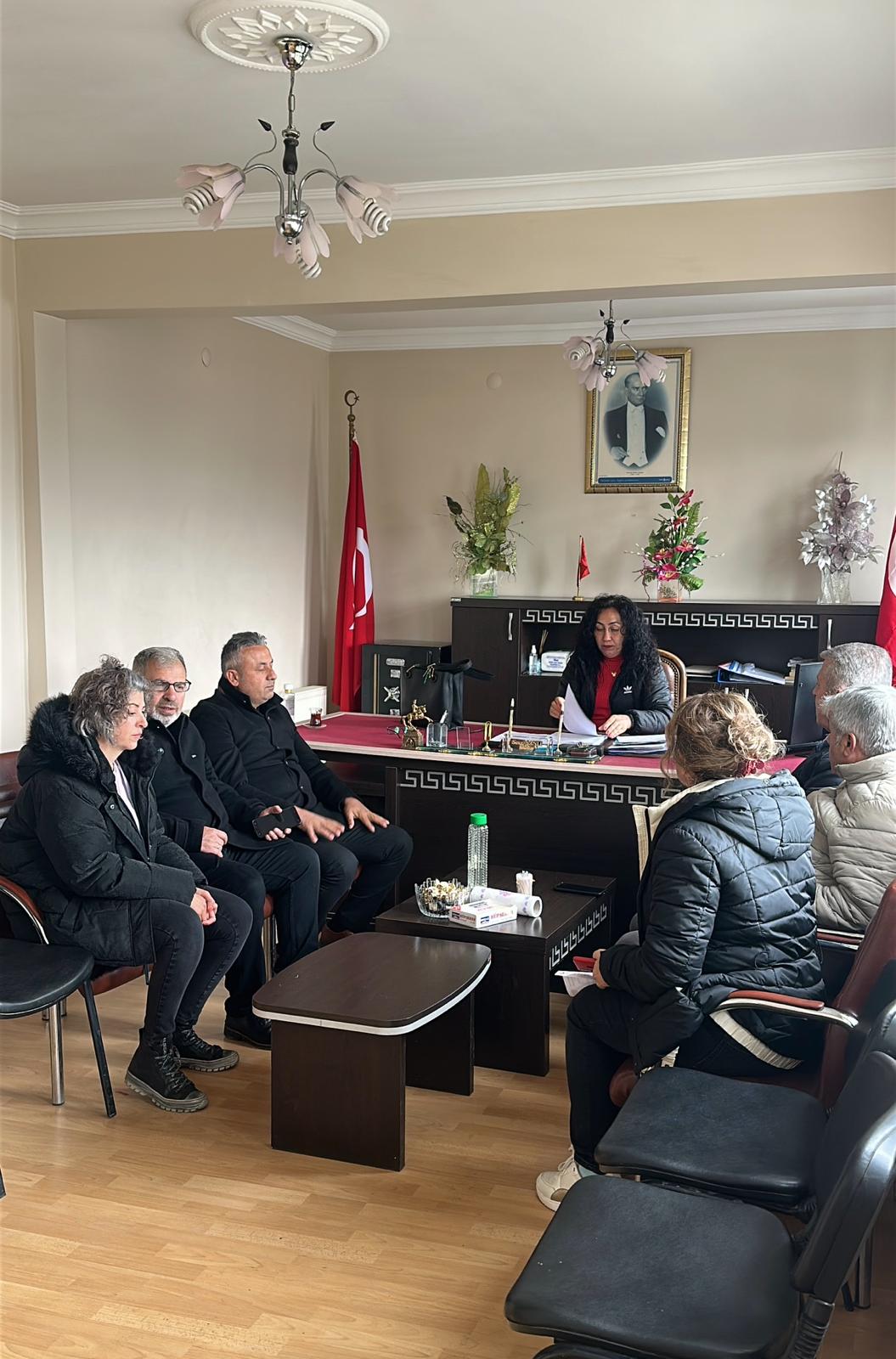İyi̇ Parti Tokat İl Başkanı Erkan Er, Don Zararı Yaşayan Çiftçilerin Yanında (6)