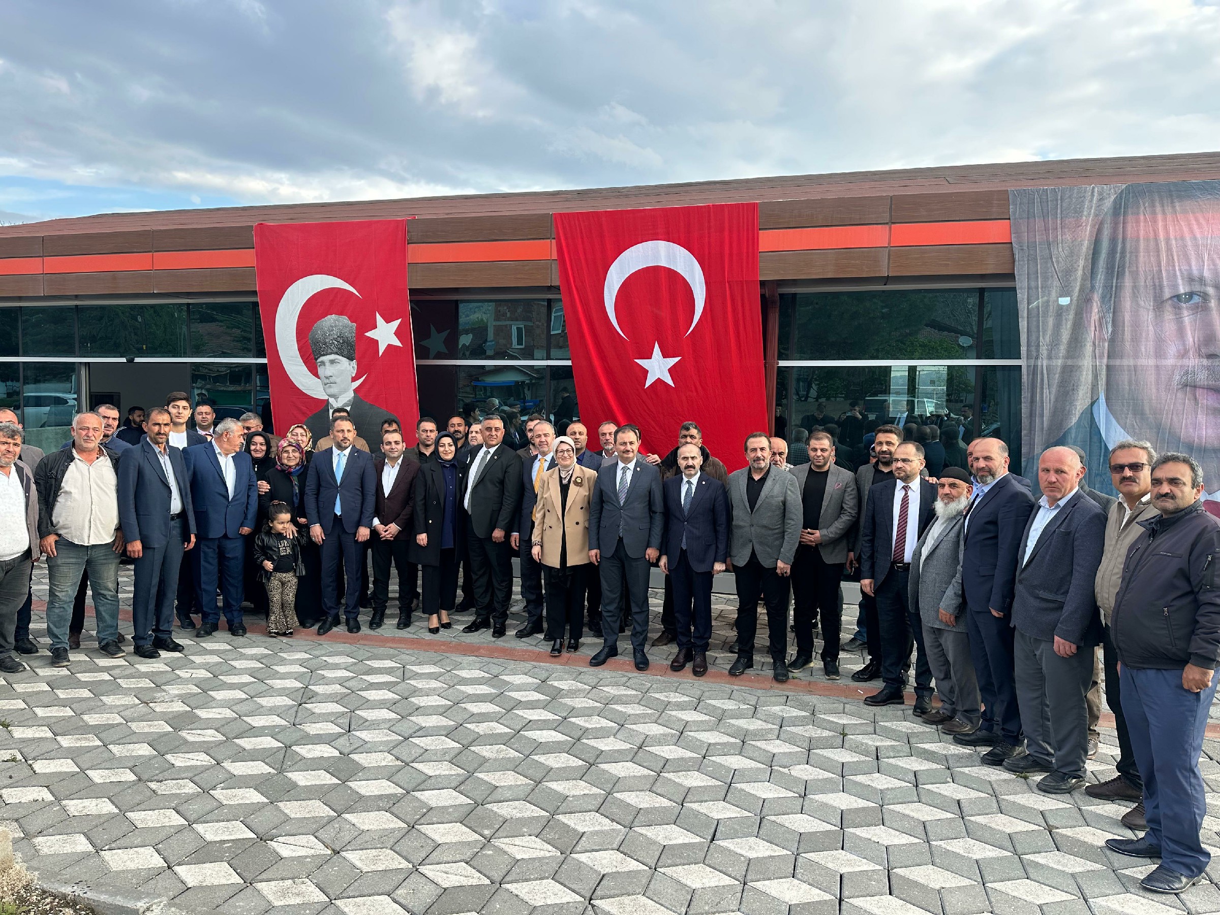 Whatsapp Image 2025 04 26 At 10.49.56-1