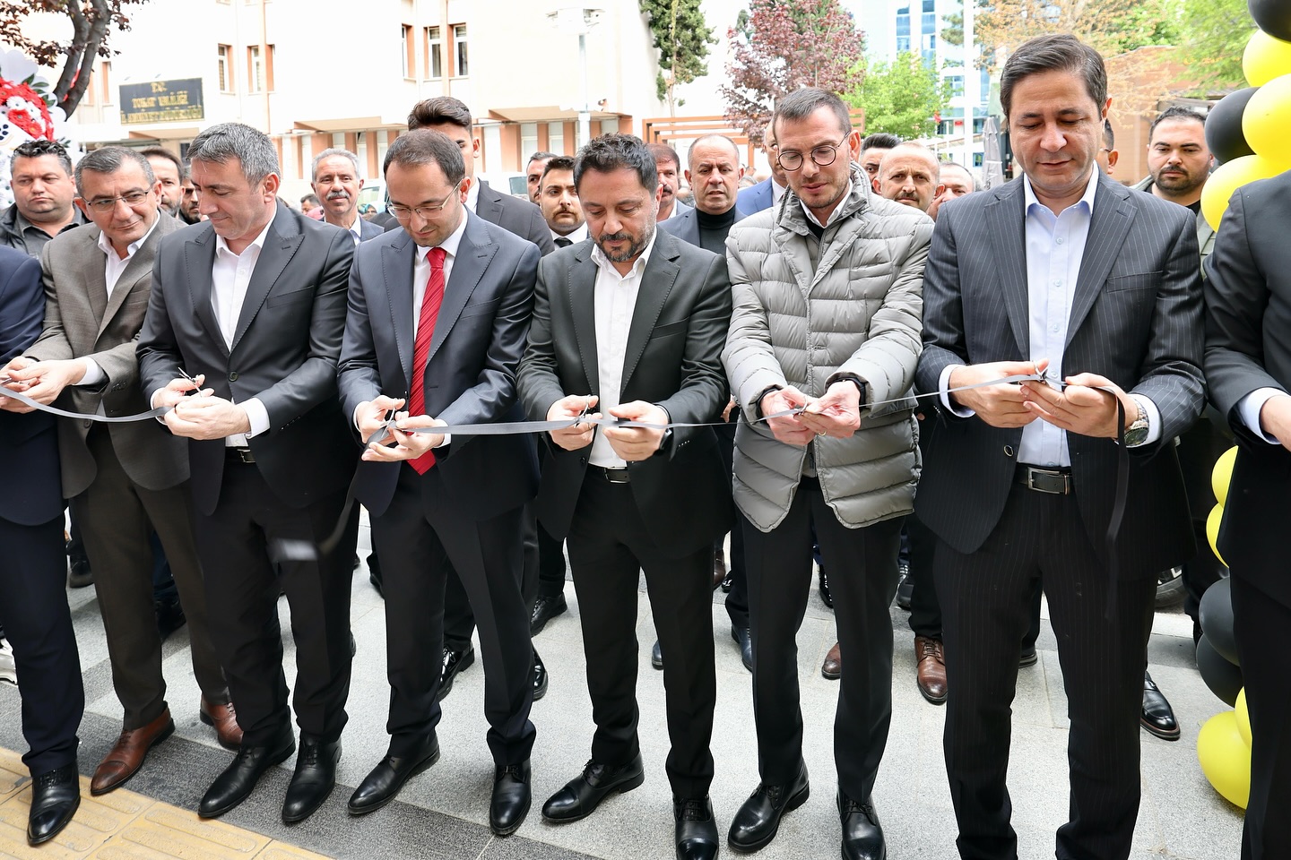 491450243 17908572525133684 4532455292155954696 N