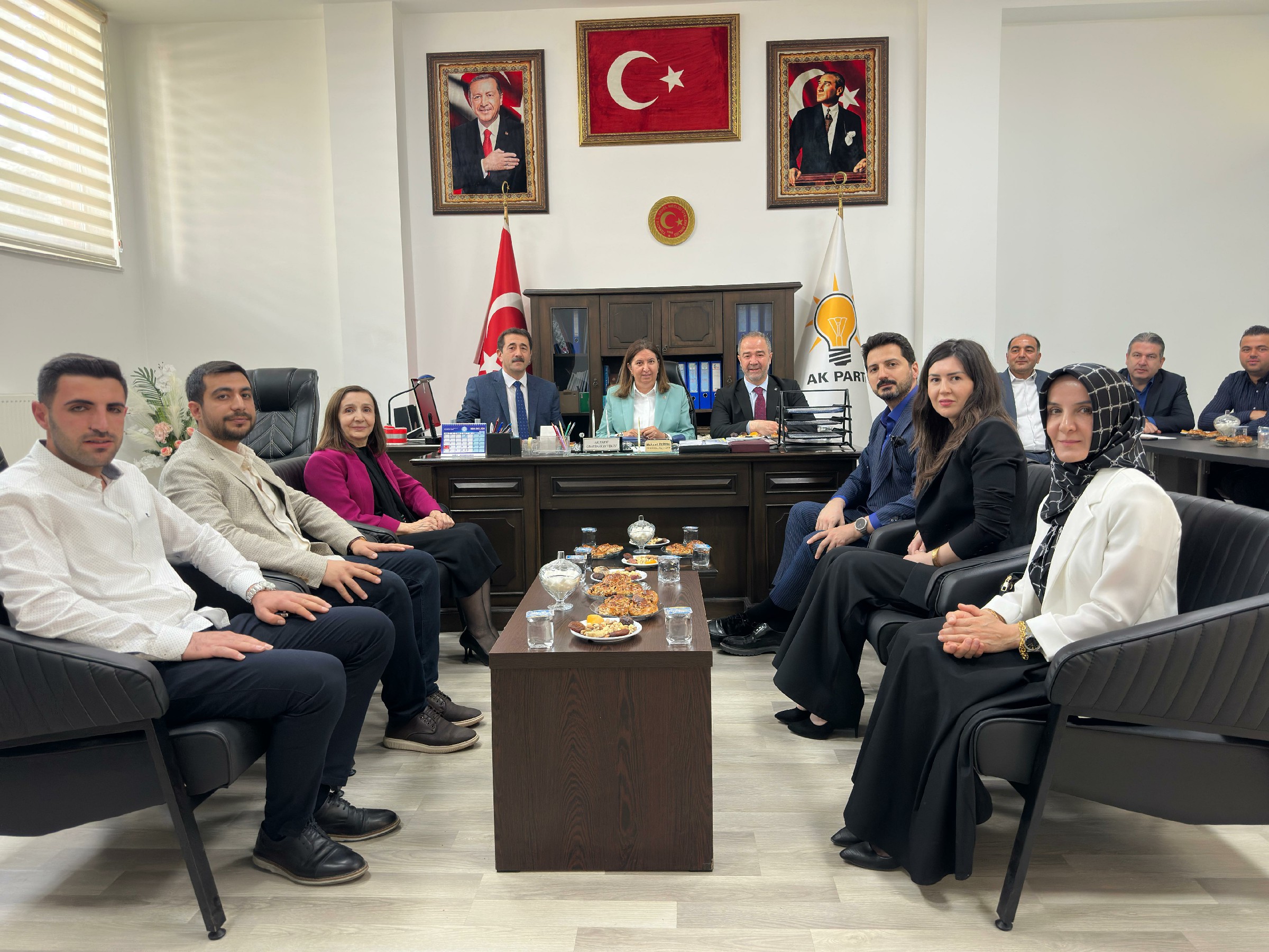 Ak Parti Yerel Yönetimler Başkan Yardımcısı Semiha Ekinci Tokat’ta Ziyaretler Gerçekleştirdi (5)