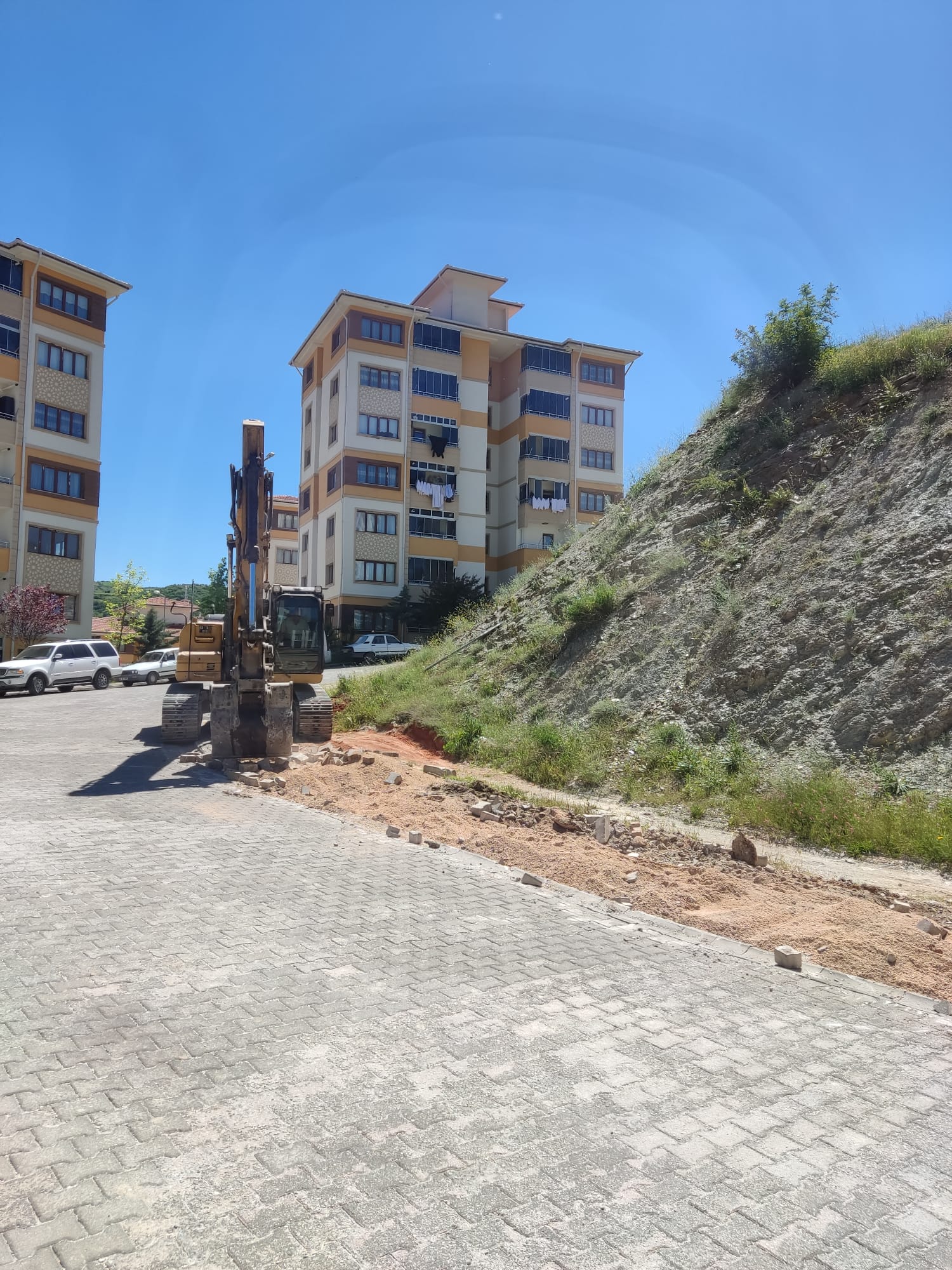 Doğukent Mahallesi'nde Otopark Ve Trafik Sorununa Çözüm! (3)