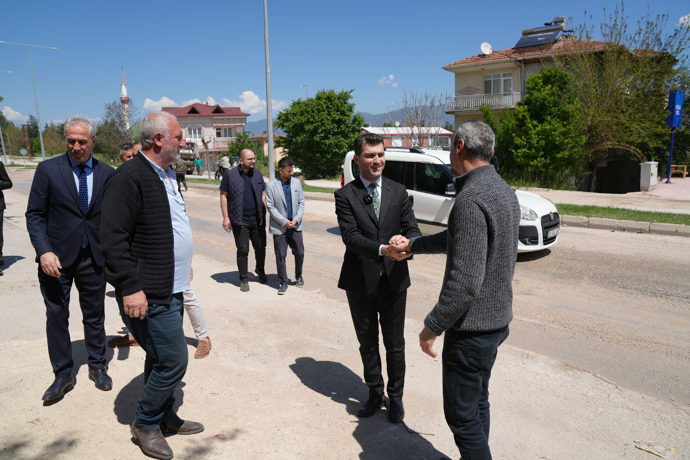 Erbaa’da Kazım Karabekir Caddesi Yenileme Çalışmaları Hız Kesmeden Devam Ediyor (11)