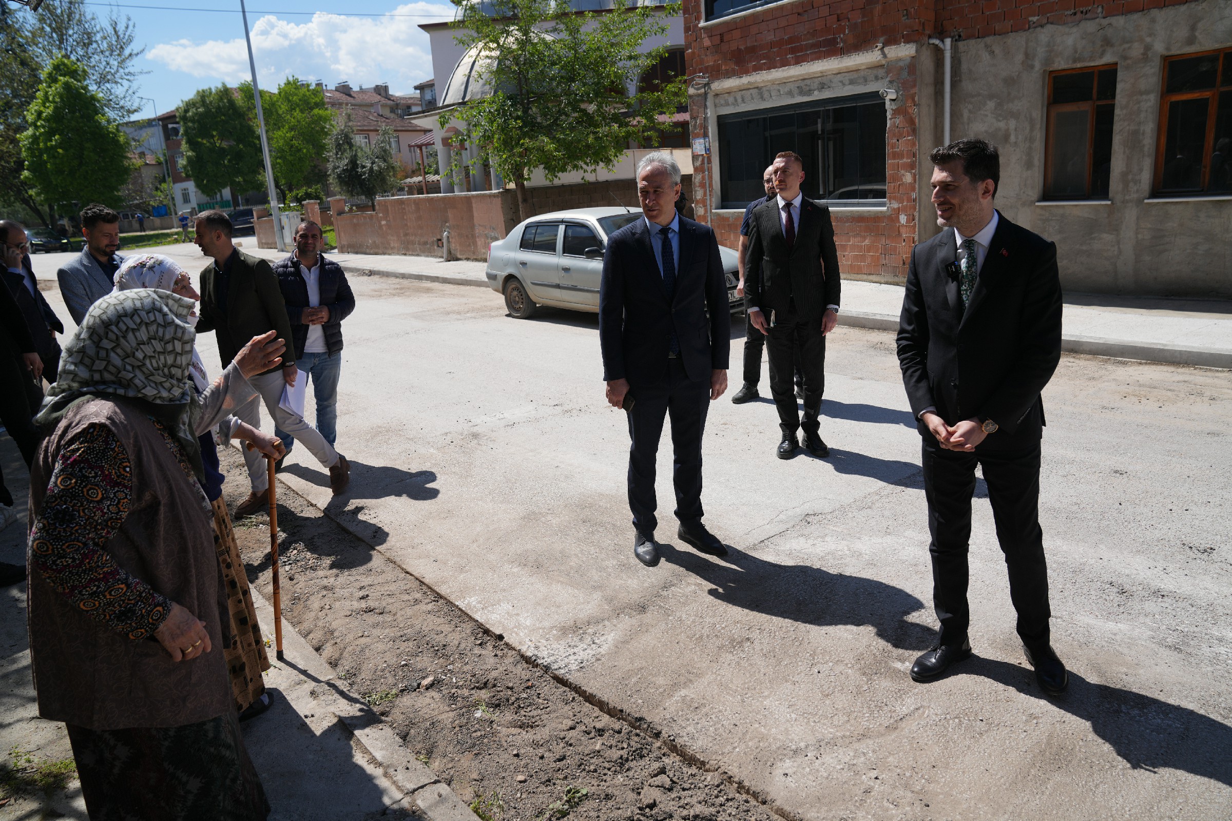 Erbaa’da Kazım Karabekir Caddesi Yenileme Çalışmaları Hız Kesmeden Devam Ediyor (7)