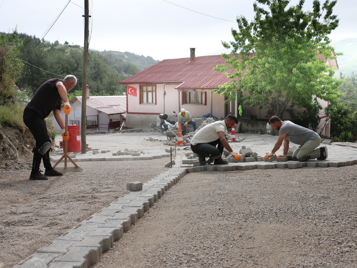 Niksar Belediyesi, İlçenin Dört Bir Yanında Hizmete Devam Ediyor (9)