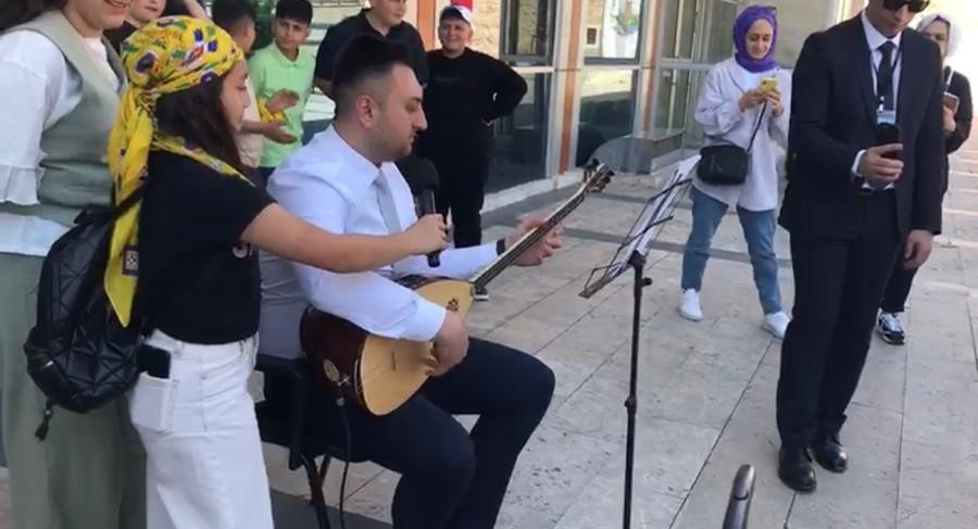 Pazar Osman Gazi Ortaokulu Öğrencileri Tokat’ı Türkülerle Şenlendirdi (6)